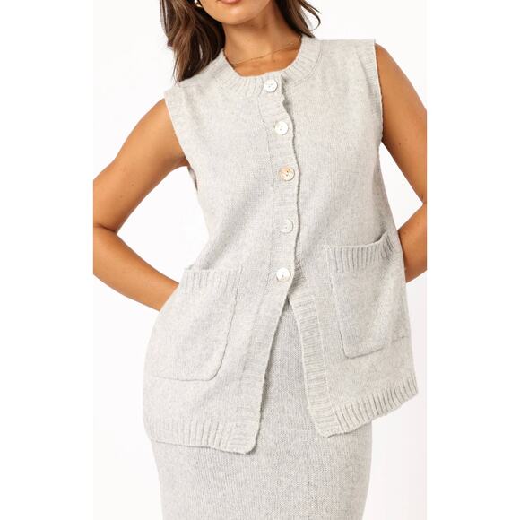 Petal & Pup Sweaters - NWT Petal + Pup Knit Sweater Vest Light Gray Size XS/S